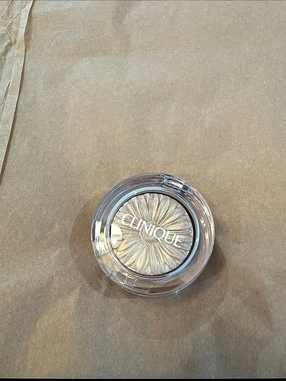 Clinique Cheek Pop Highlighter Gold Celebration Pop Gold NWT